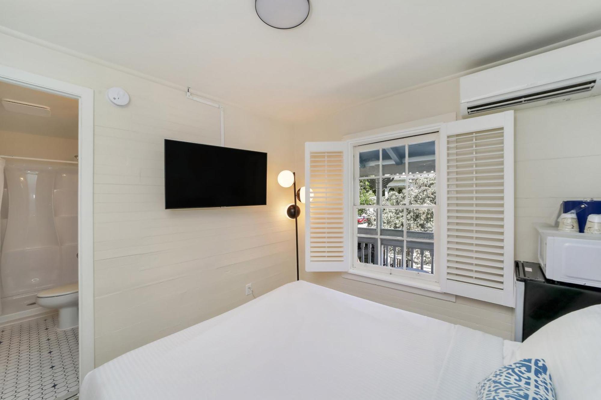 Tranquillity Guest House 基韋斯特 外观 照片